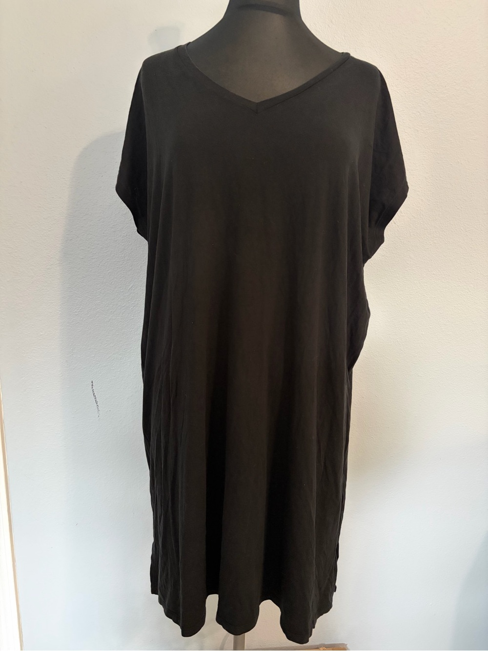 Eileen Fisher Black V-Neck Relaxed Tunic